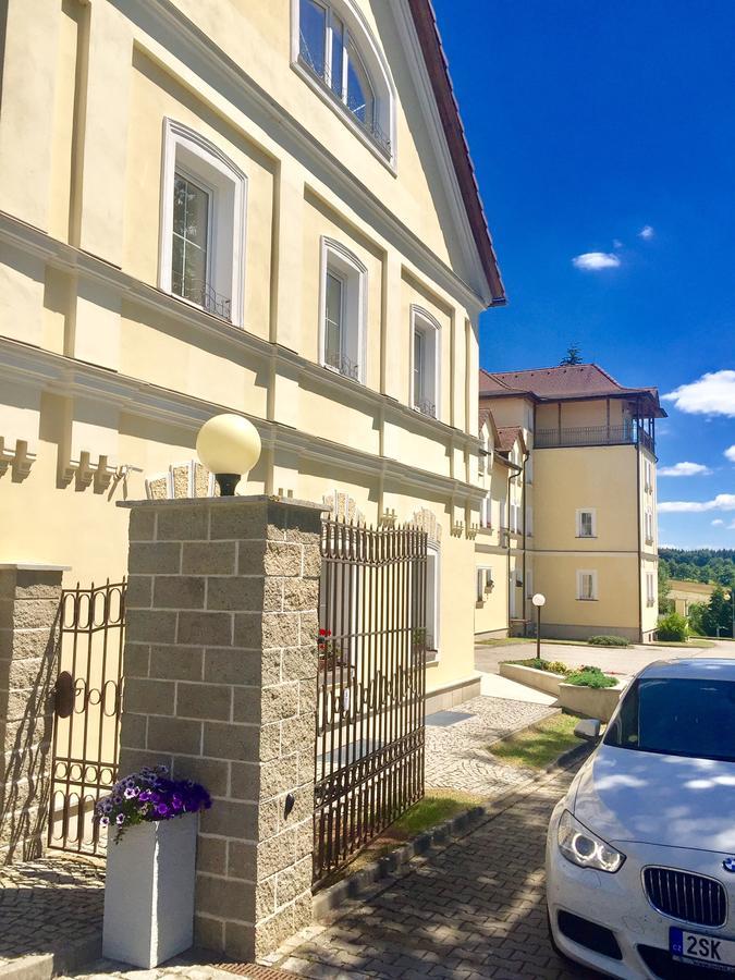 Rezidence Goethe Hotel Eagle Mariánské Lázně Dış mekan fotoğraf